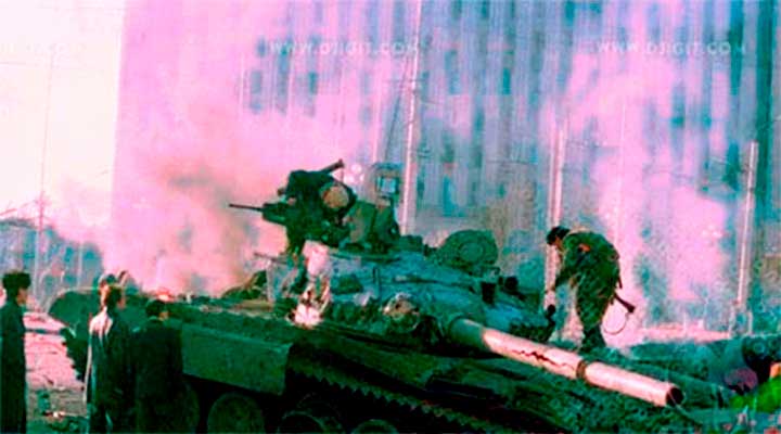 ЗНАЙ СВОЮ ИСТОРИЮ. 26.11.994 г. Первый штурм чеченской столицы: Разгром русских танковых частей