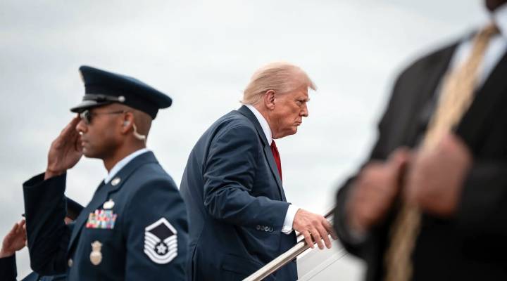 Трамп направил ядерные подлодки против России, при этом требовал от Сената не давать денег Украине