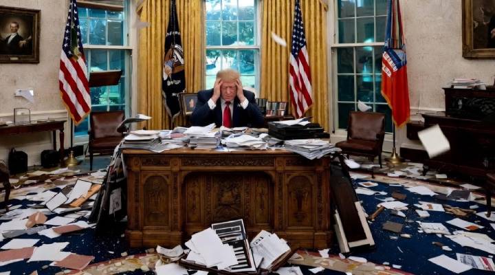 Полная неразбериха в Овальном кабинете. Белый дом тонет в противоречиях